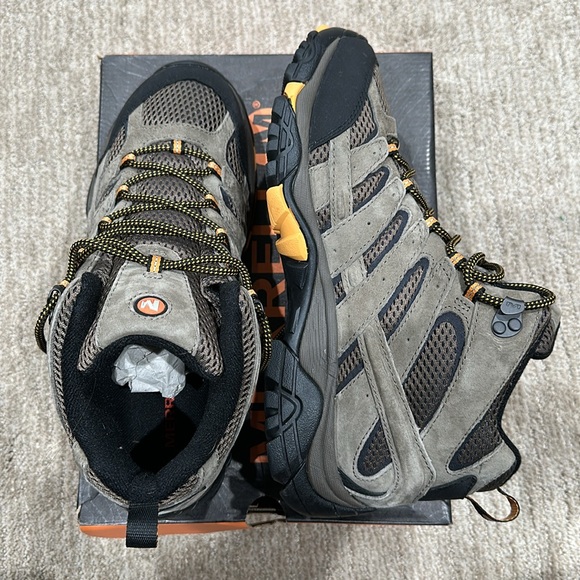 Merrell size 9W walnut color color - Picture 7 of 9